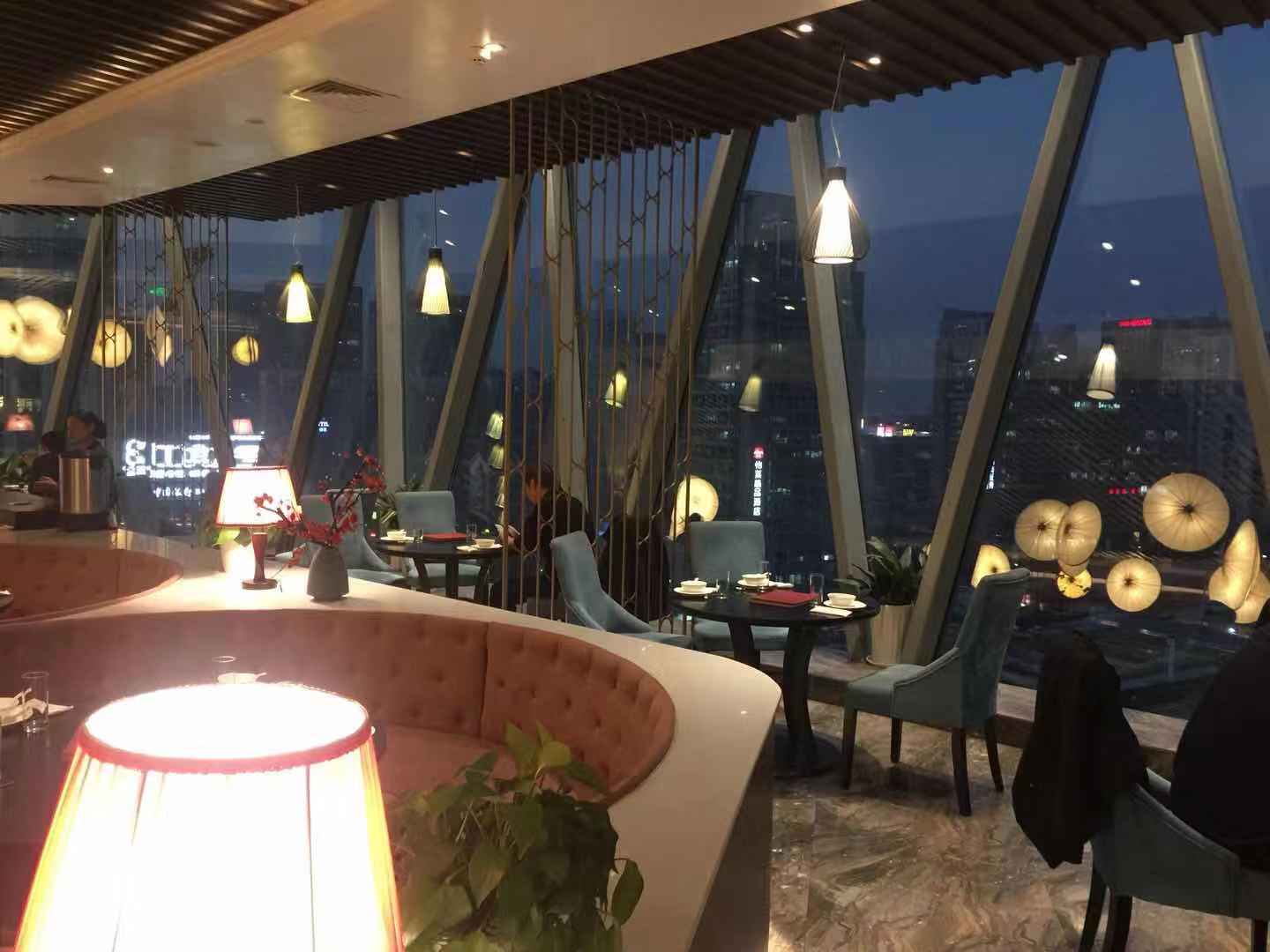 2022柒园·三十年创意杭帮菜(龙湖滨江天街店)美食餐厅,环境挺不错的