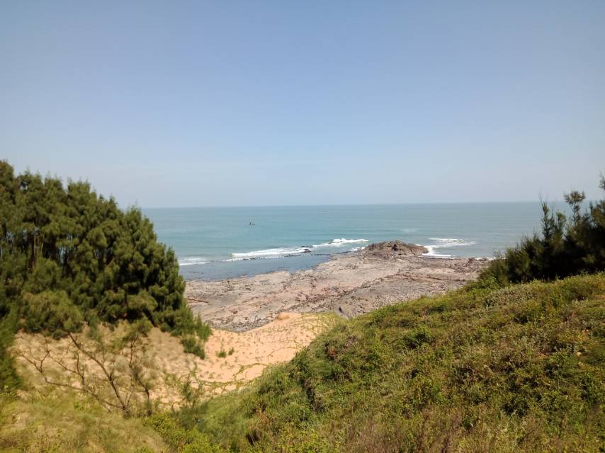 漳火山地質公園門票60,有免費的兒童滑沙具,小朋友喜歡玩,還有一收費