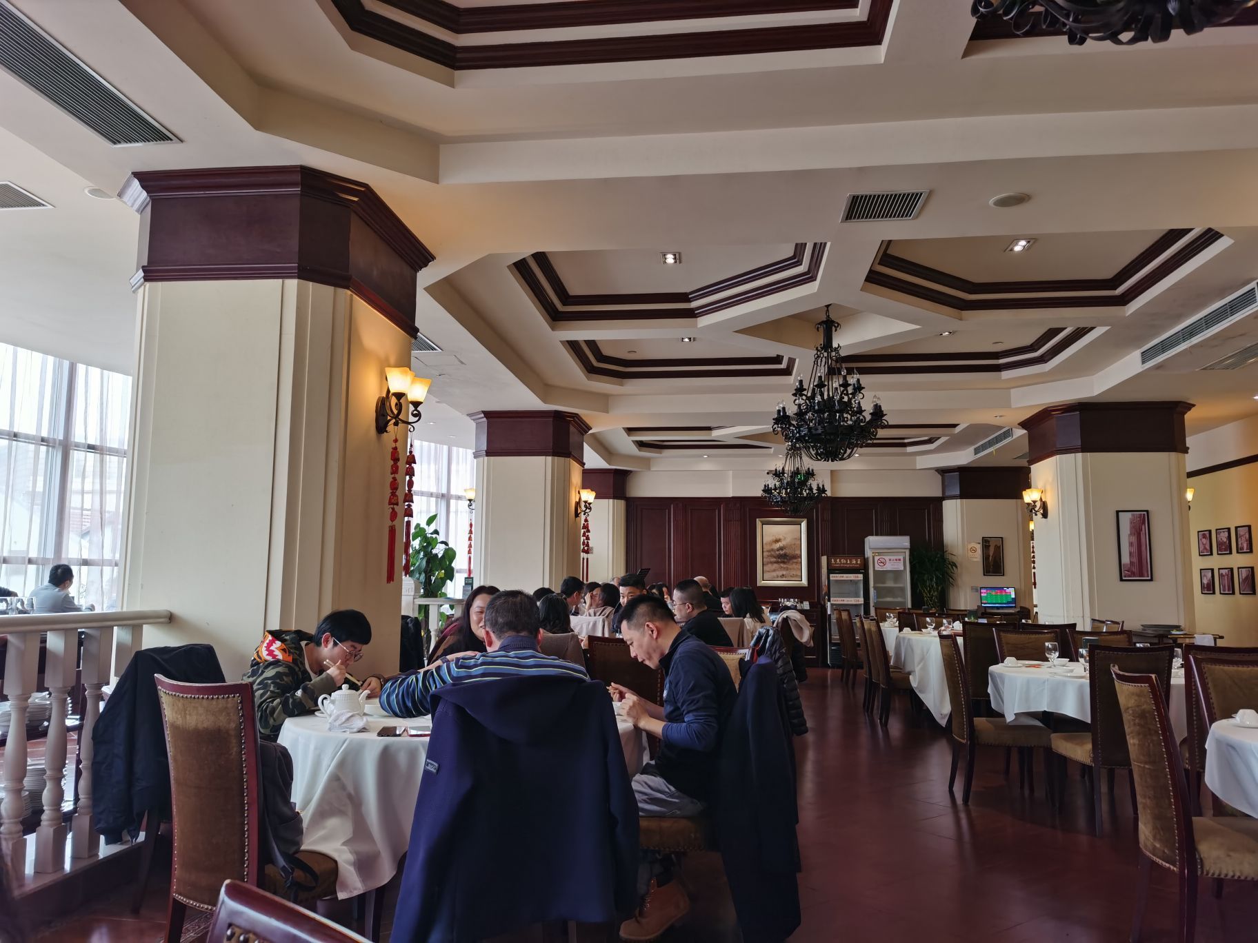 2022老克勒上海菜(创兴店)美食餐厅,以前在上海菜圈子里还算蛮出.