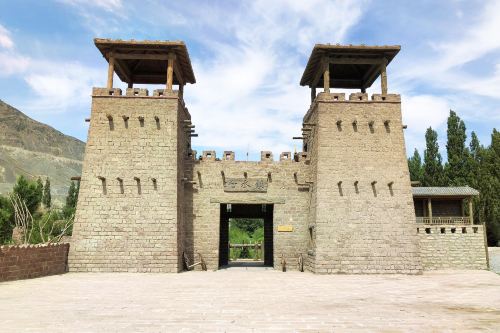 乌鲁木齐乌拉泊古城攻略-乌拉泊古城门票价格多少钱-团购票价预定优惠