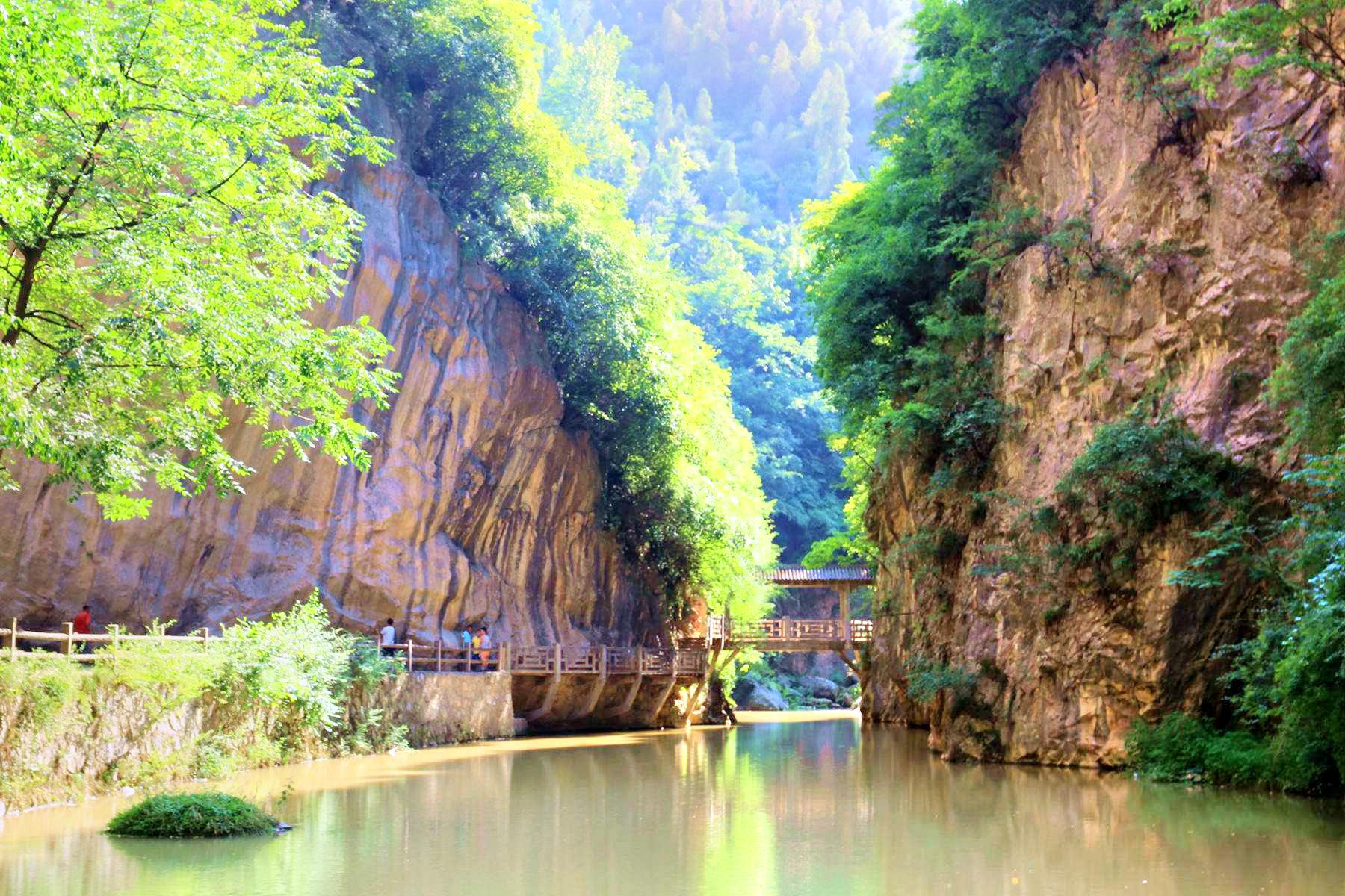暂无评分 景点地址 甘肃省陇南市徽县江洛镇政府附近 景点介绍 还没有