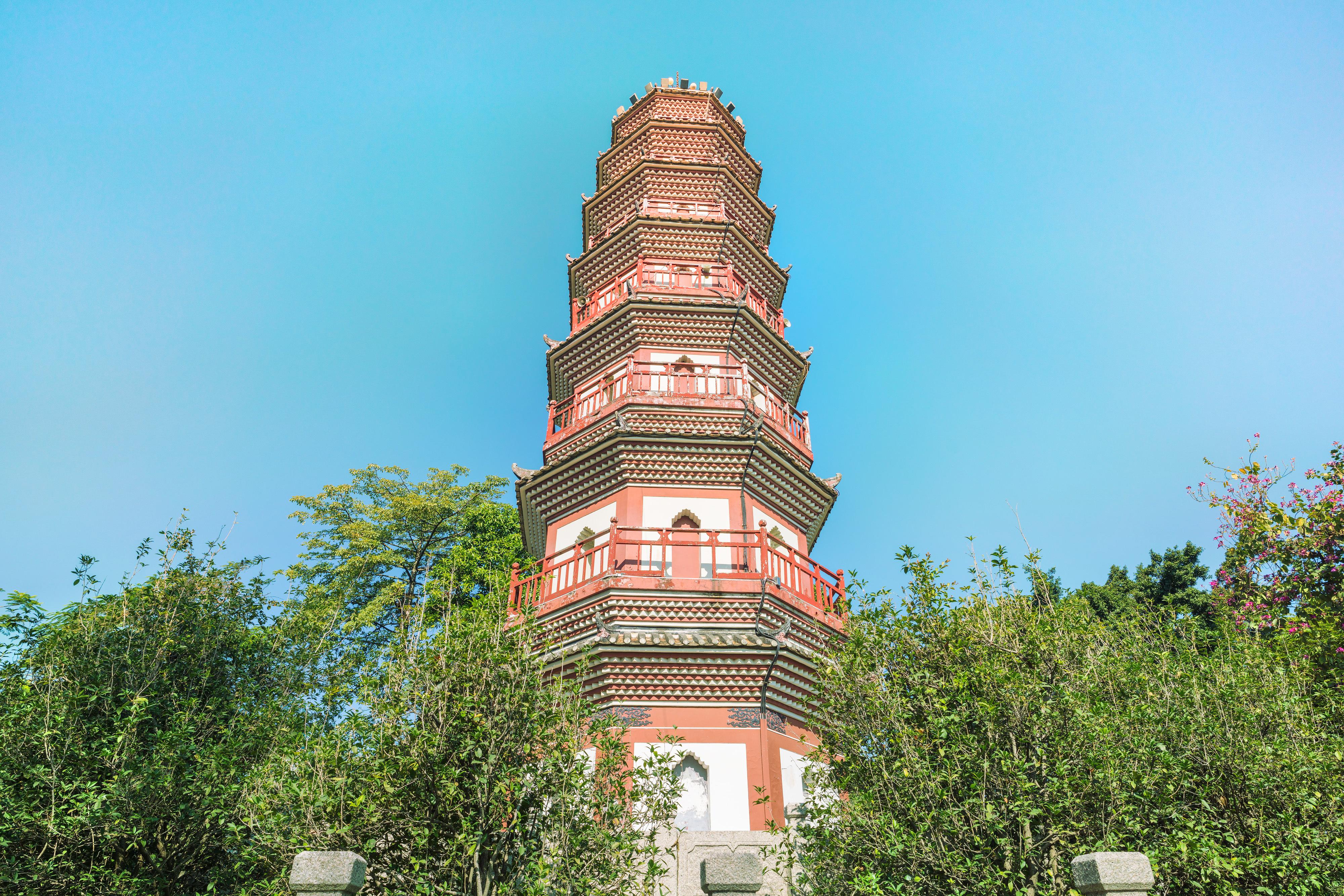 阜峰文塔 直线距离202m