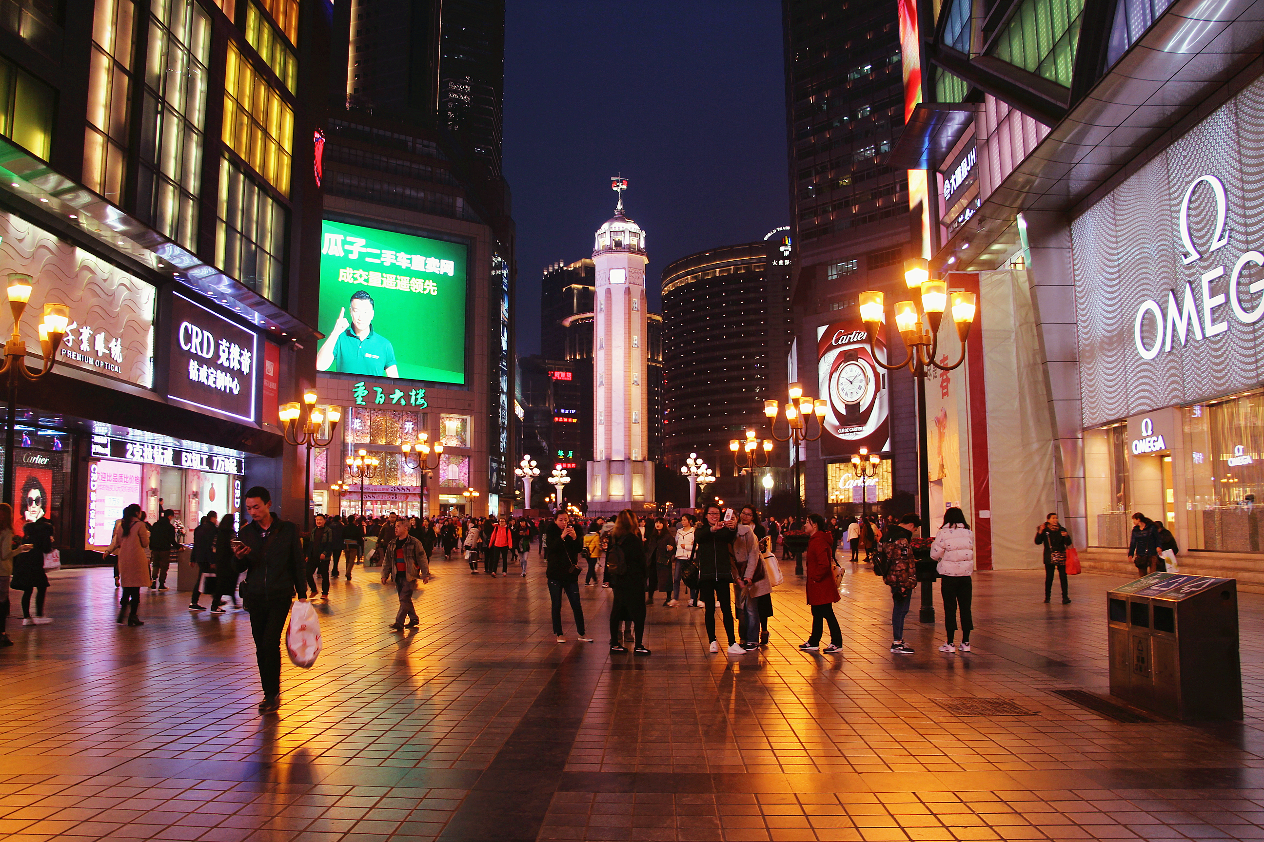 重庆解放路步行街图片
