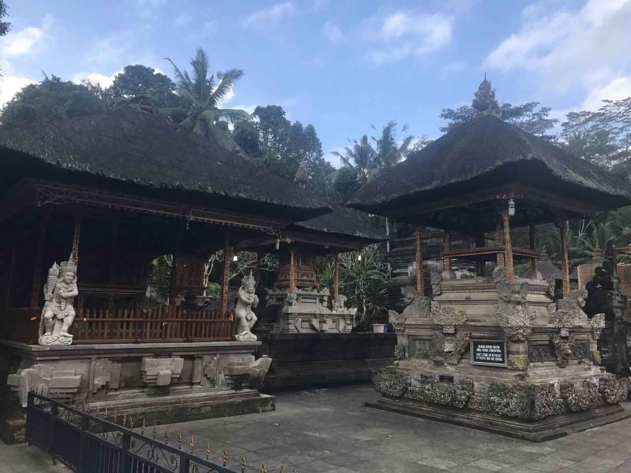 【携程攻略】巴厘岛圣泉寺景点,圣泉寺……巴厘岛必须要去的一个景点
