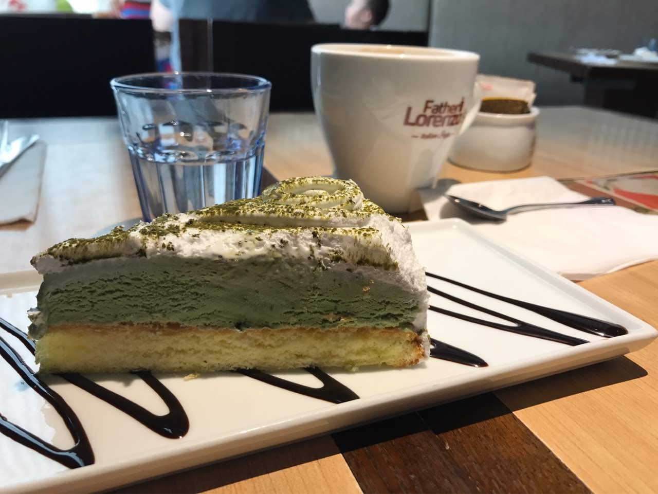 必胜客(海丰地王广场店)