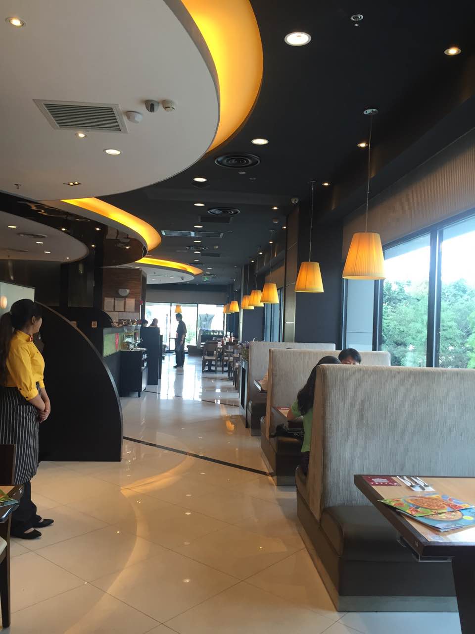 必胜客(莱蒙店)