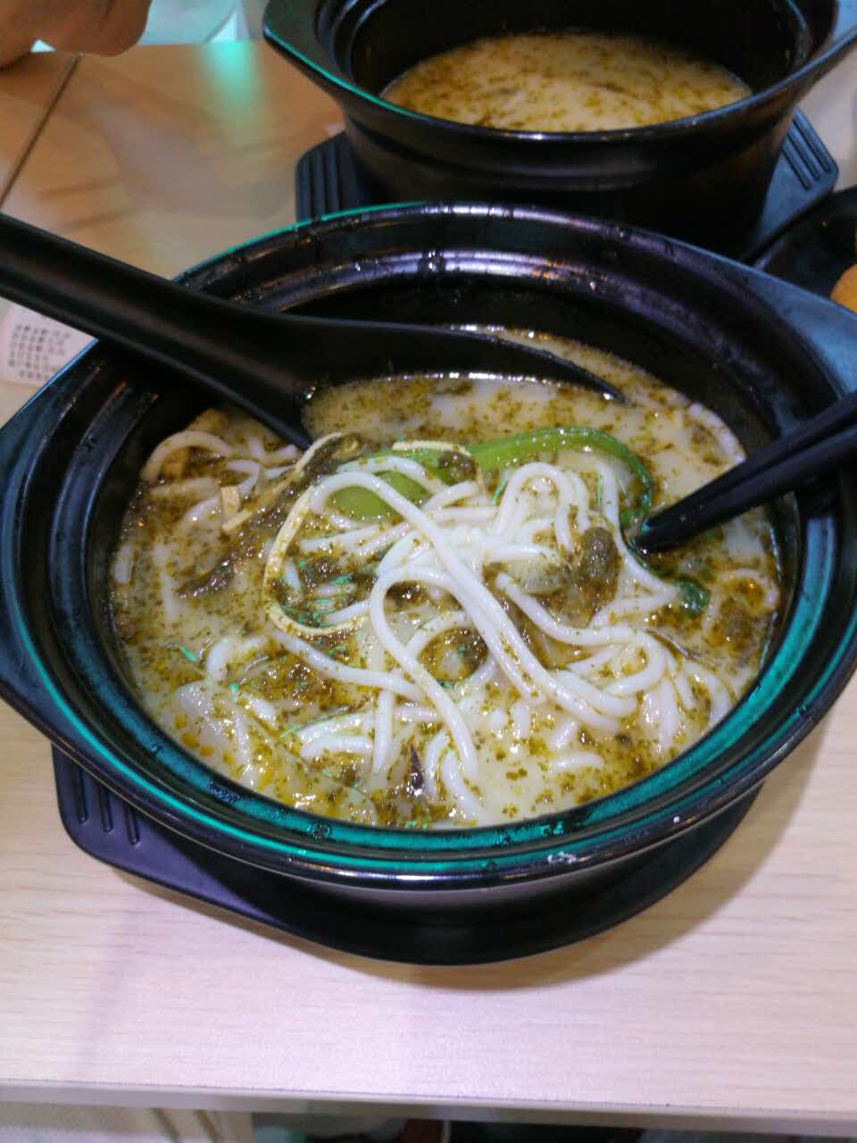 酸菜妹米线(奉贤南奉店)