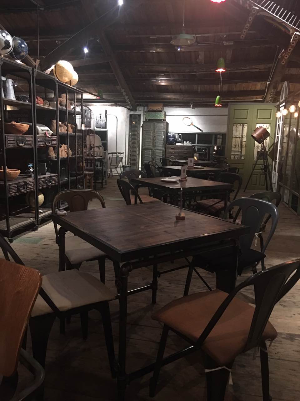 showroom cafe(电影机械厂店)