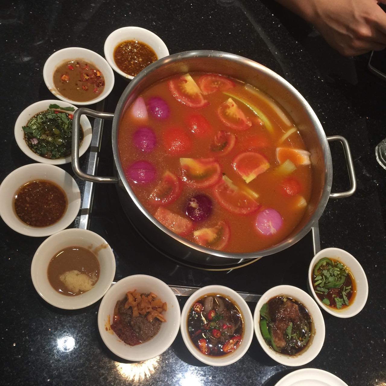 一哥澳门豆捞(保利水城店)