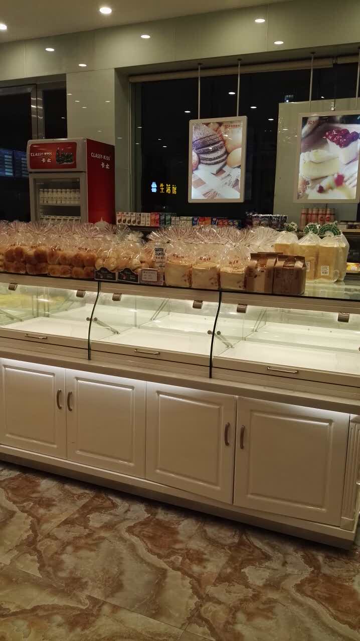 2019名仕苑(东信店)美食餐厅,蛋糕口味不错,挺新鲜,就是.