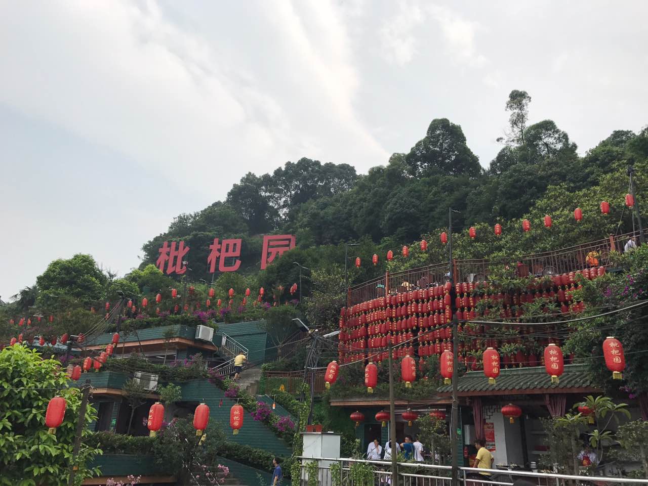 自由行攻略(-__-)b重慶國慶旅遊指南:超全交通攻略,教你怎麼窮遊山城