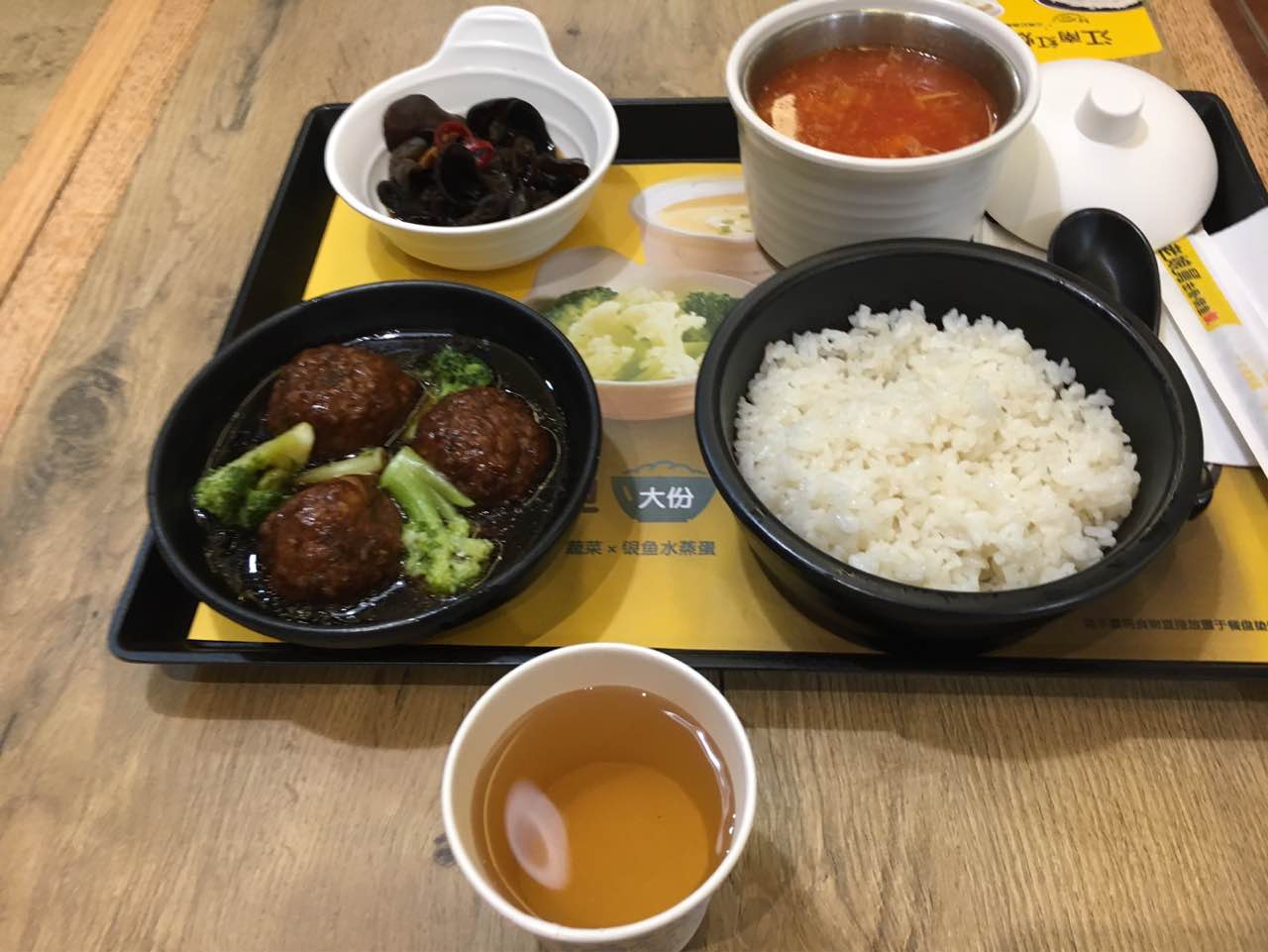 2021老娘舅(下沙物美店)美食餐厅,今天下午路过物美,肚子饿了.