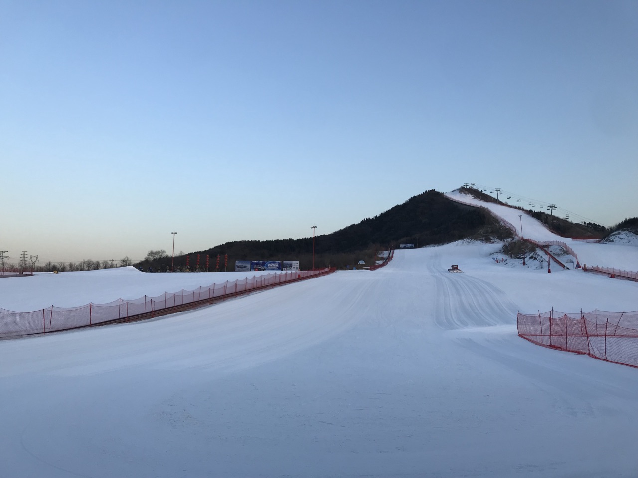 莲花山滑雪场