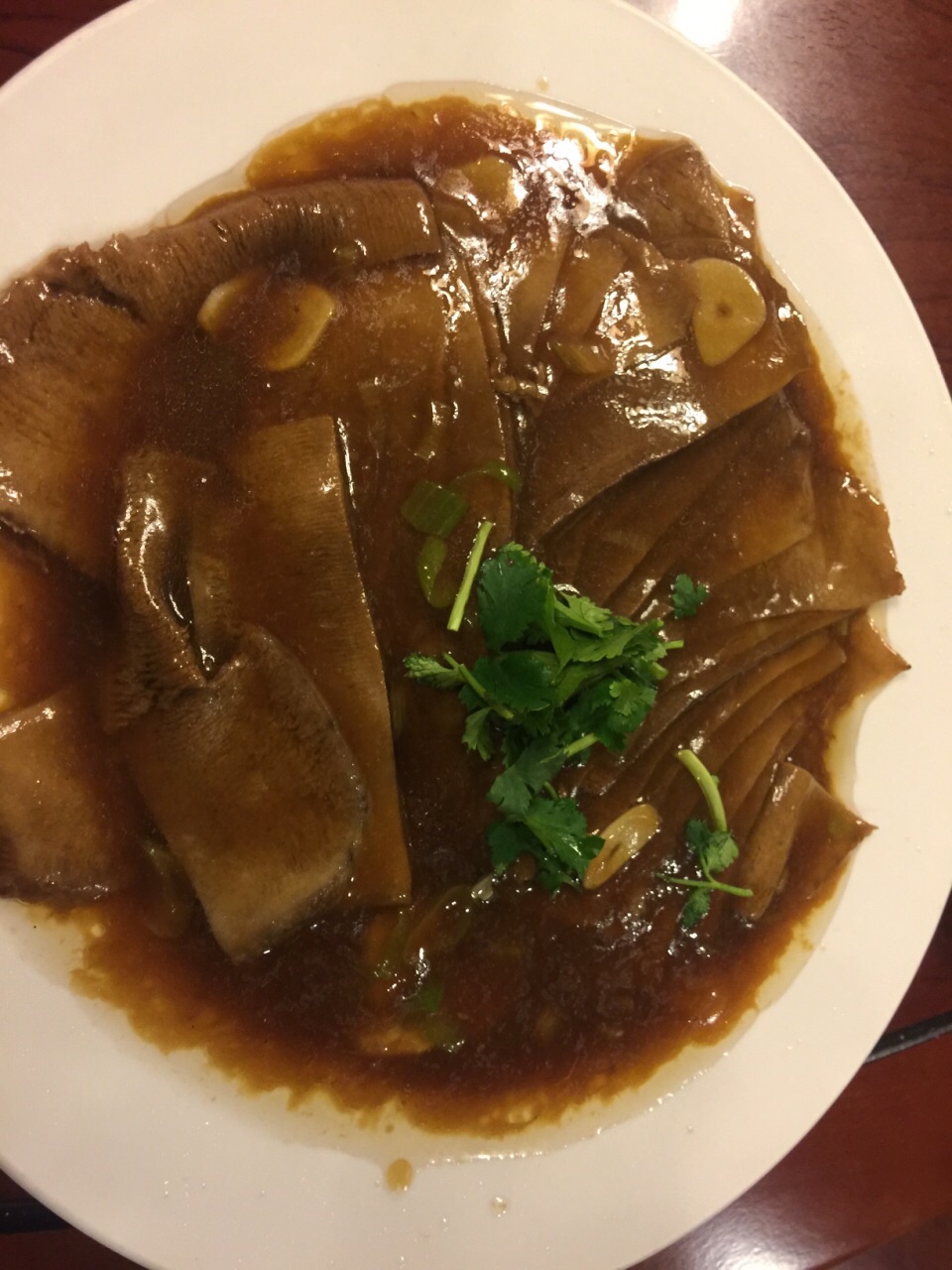 白菜牛肉水饺是它的招牌,各种清真炒菜味道也尽显北方特色,价格十分