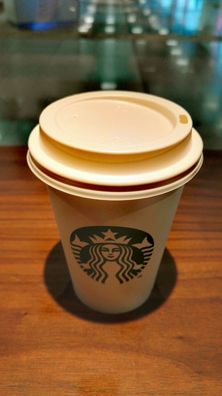 2020星巴克(西环广场店)美食餐厅,咖啡一如既往的好喝,软心蛋.