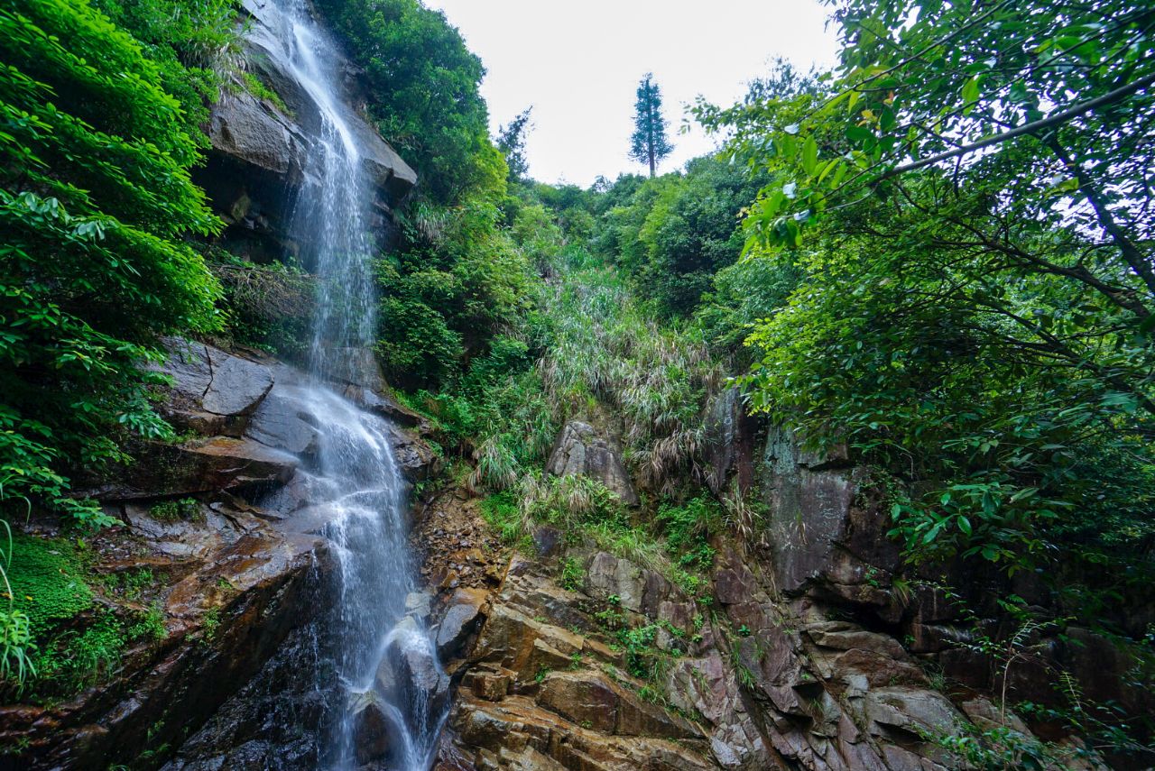 【交通】篁岭景区有免费的班车接送到石门山峡谷【特色