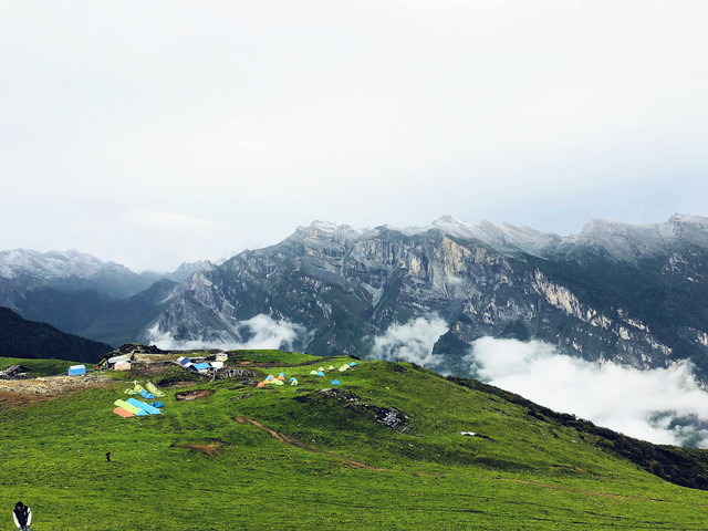 彩虹歌∣九顶山徒步二日行记