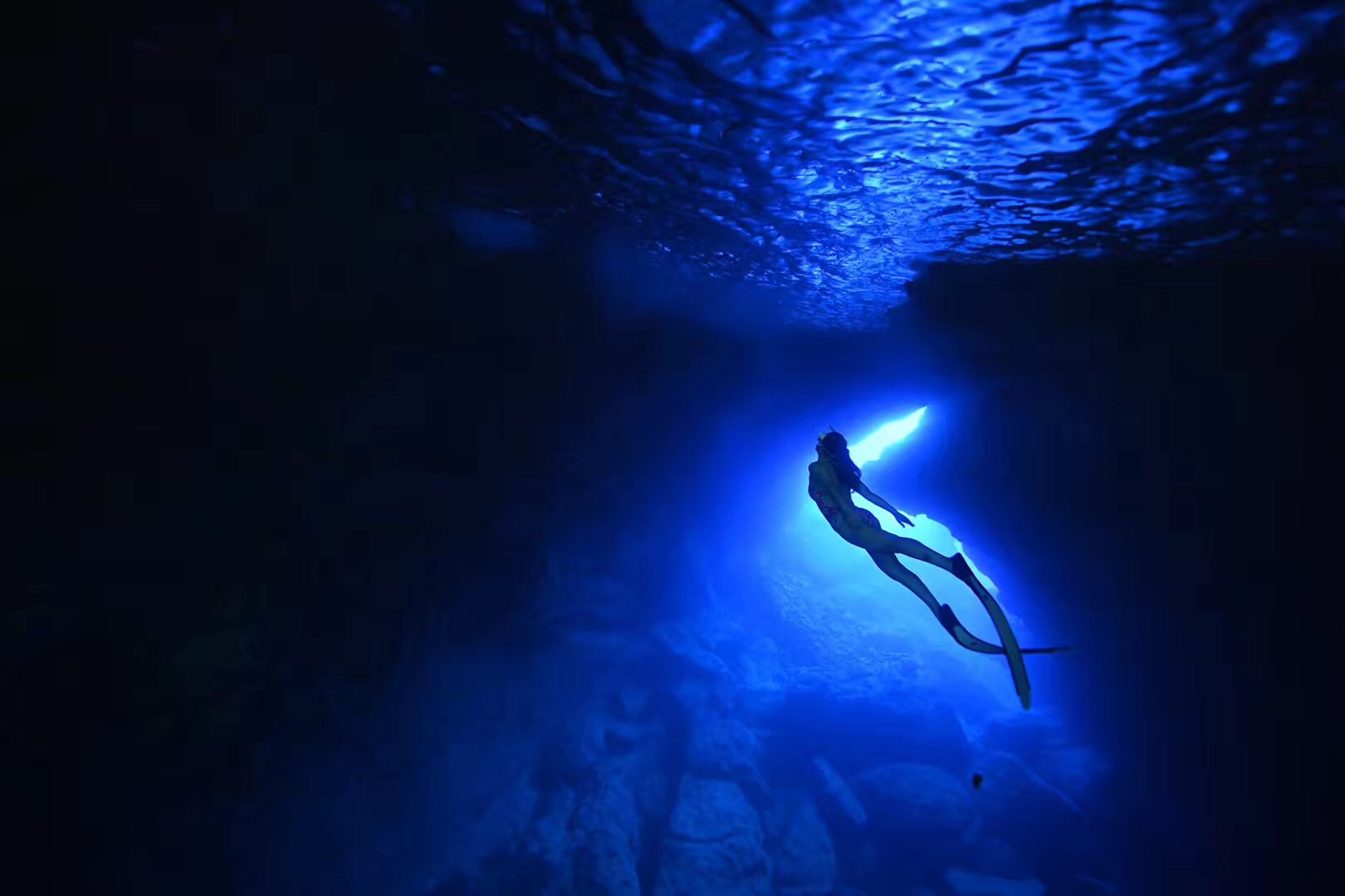 海面下的深蓝诱惑——塞班岛潜水攻略_车致_新浪网