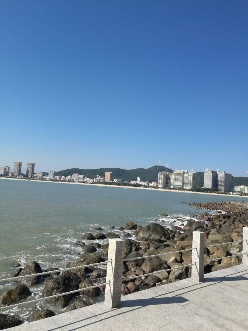 自然綠行 我這會正在海陵島,天氣不錯,遊玩