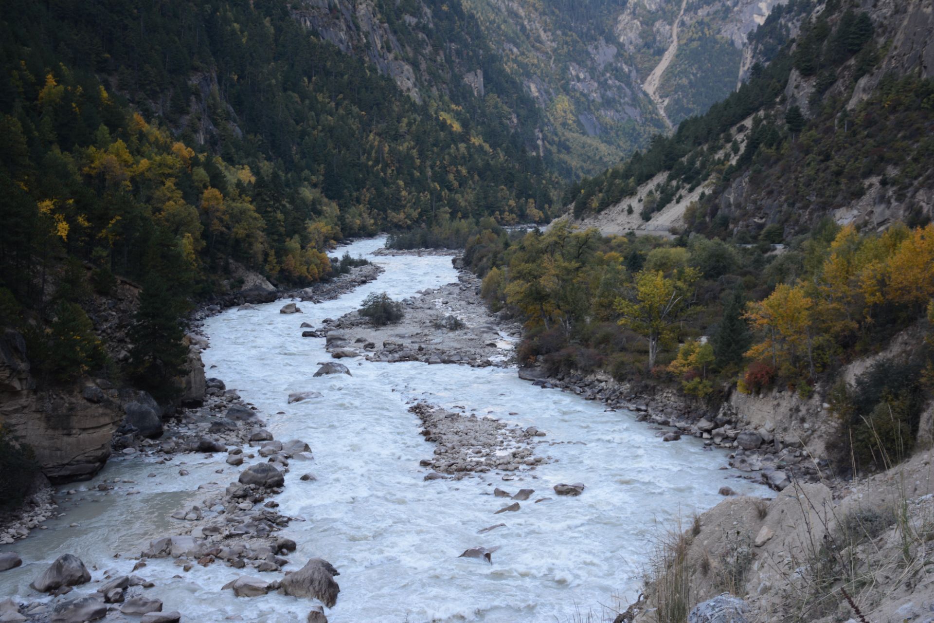 【携程攻略】波密米堆冰川景点,米堆河是米堆冰川融水形成湖泊后,其