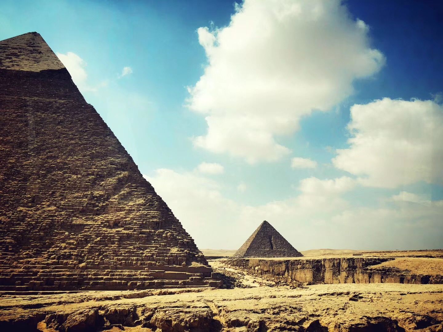 2019吉萨金字塔_旅游攻略_门票_地址_游记点评,开罗旅游景点推荐 - 去哪儿攻略社区