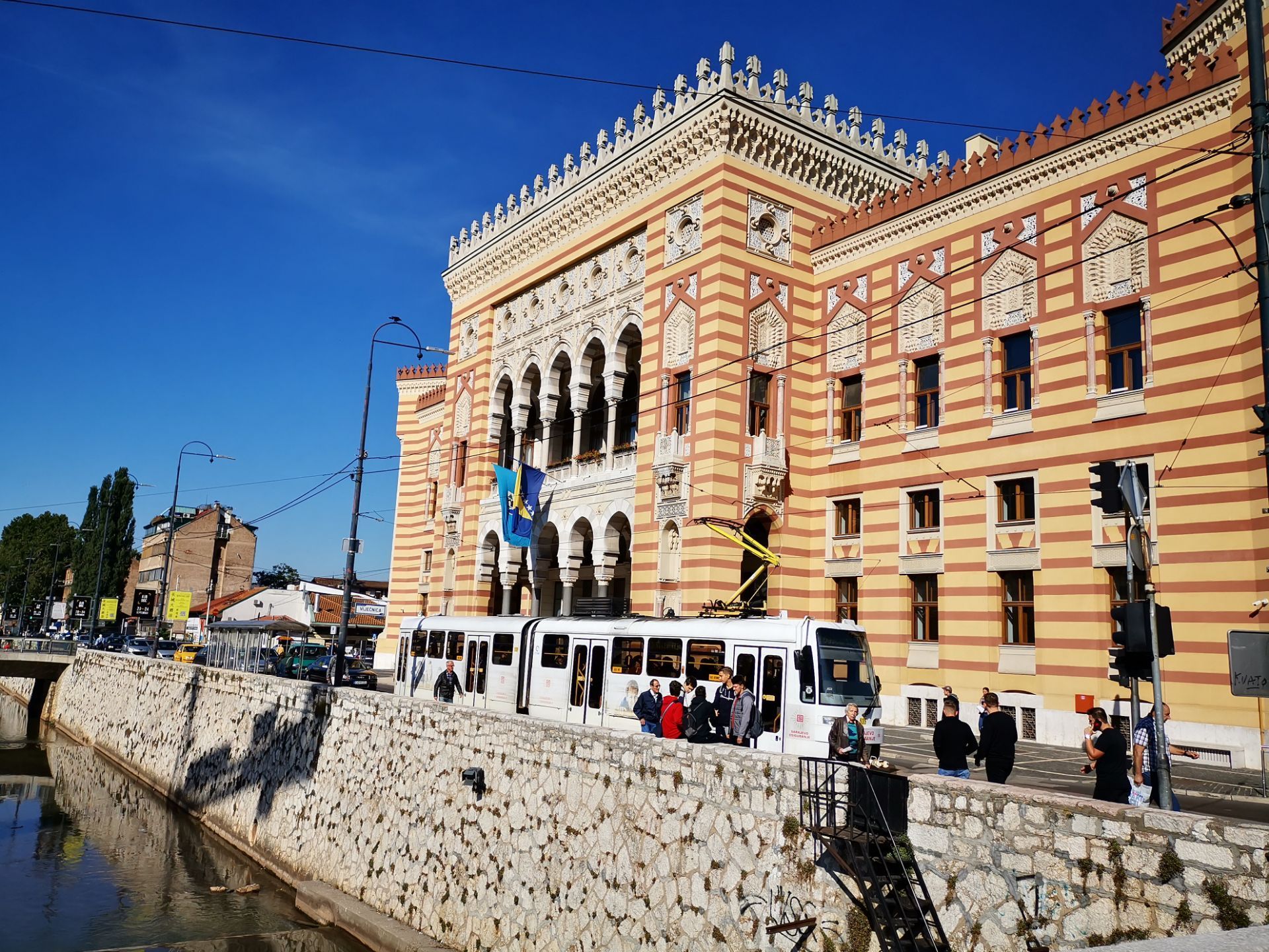 萨拉热窝萨拉热窝市政厅好玩吗,萨拉热窝萨拉热窝市政厅景点怎么样_点