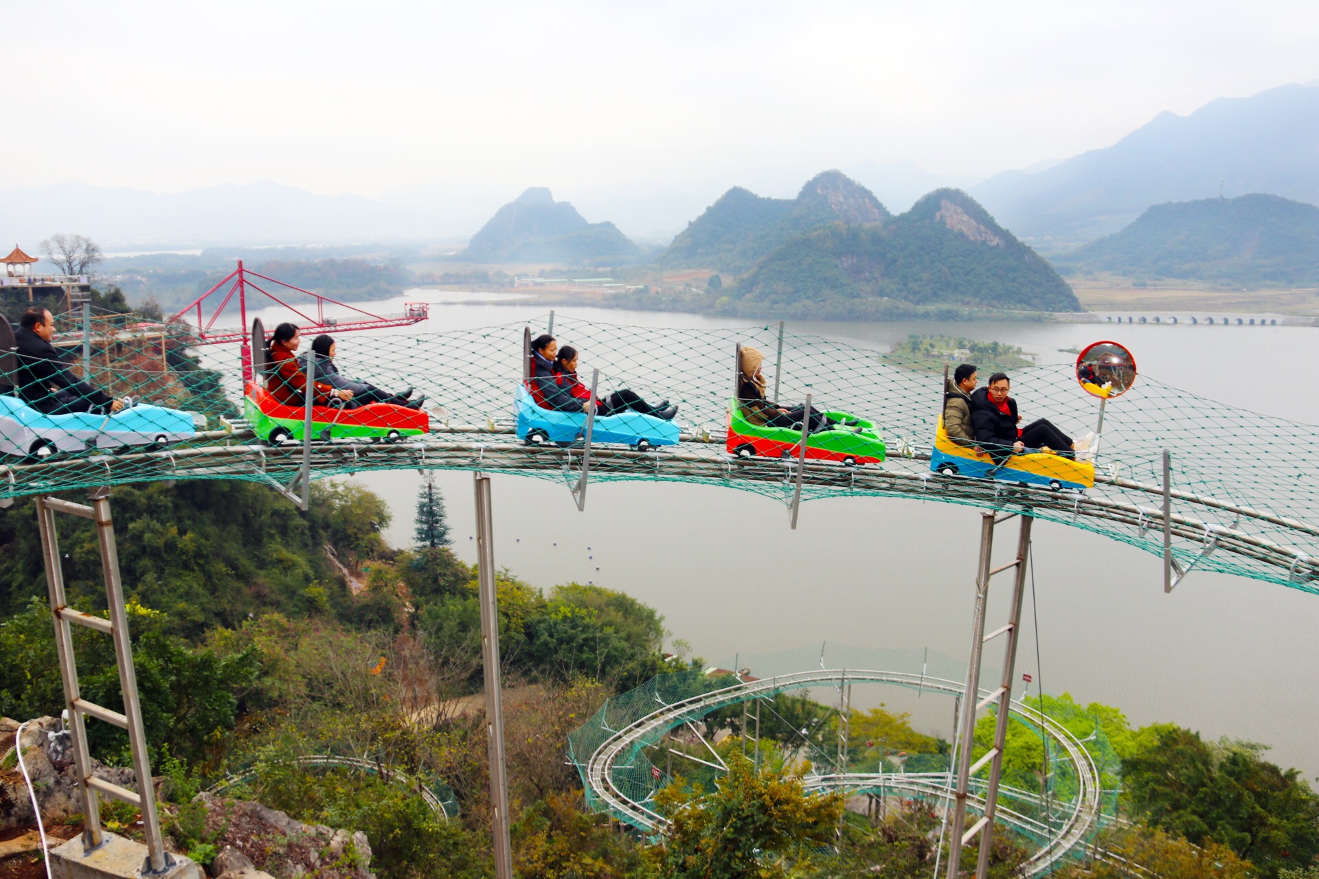 宝晶宫国际旅游度假区