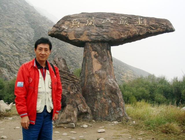 宁夏旅游：从沙漠绿洲到贺兰山岩画（图）