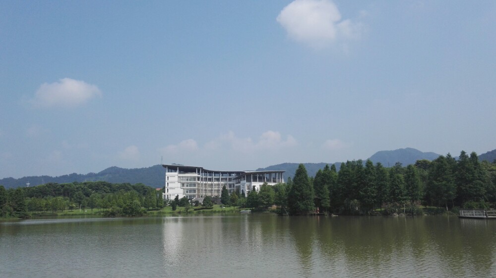 湖南理工学院南湖学院_湖南理工南湖学院吧_湖南理工南湖学校分数