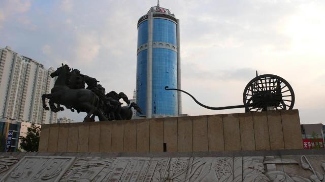 华夏之源 牡丹花城--九朝古都洛阳