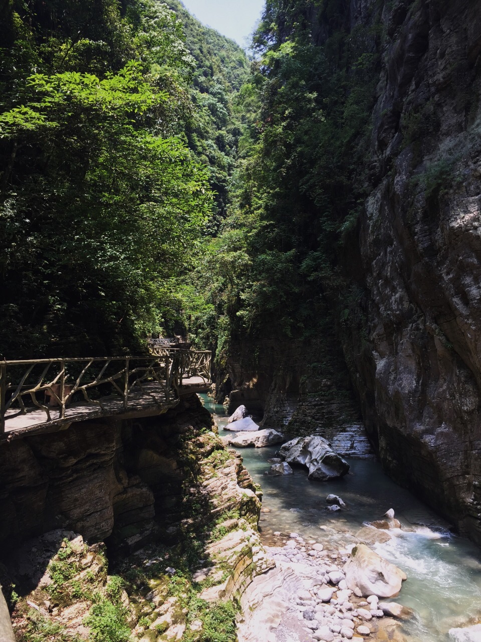 恩施地心谷景區石門河旅遊景點攻略圖