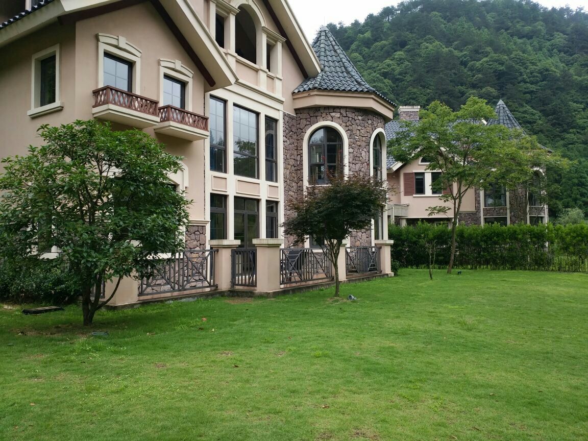 文成天鹅堡温泉好玩吗,文成天鹅堡温泉景点怎么样_点评_评价【携程