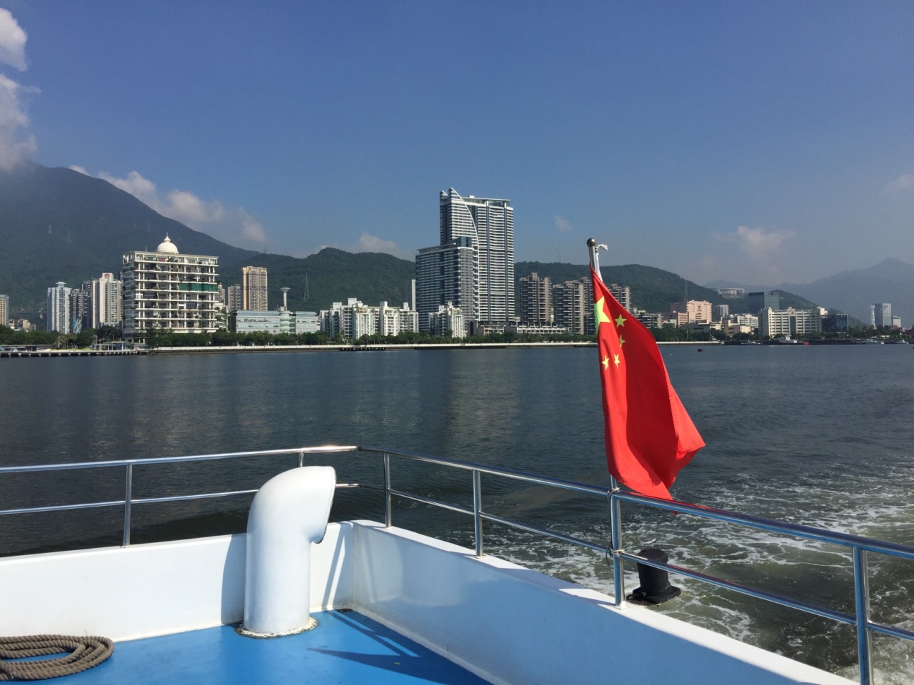 一日遊【海邊沙灘 城市觀光】怎麼樣/好玩嗎,金色海岸遊艇 地王觀光