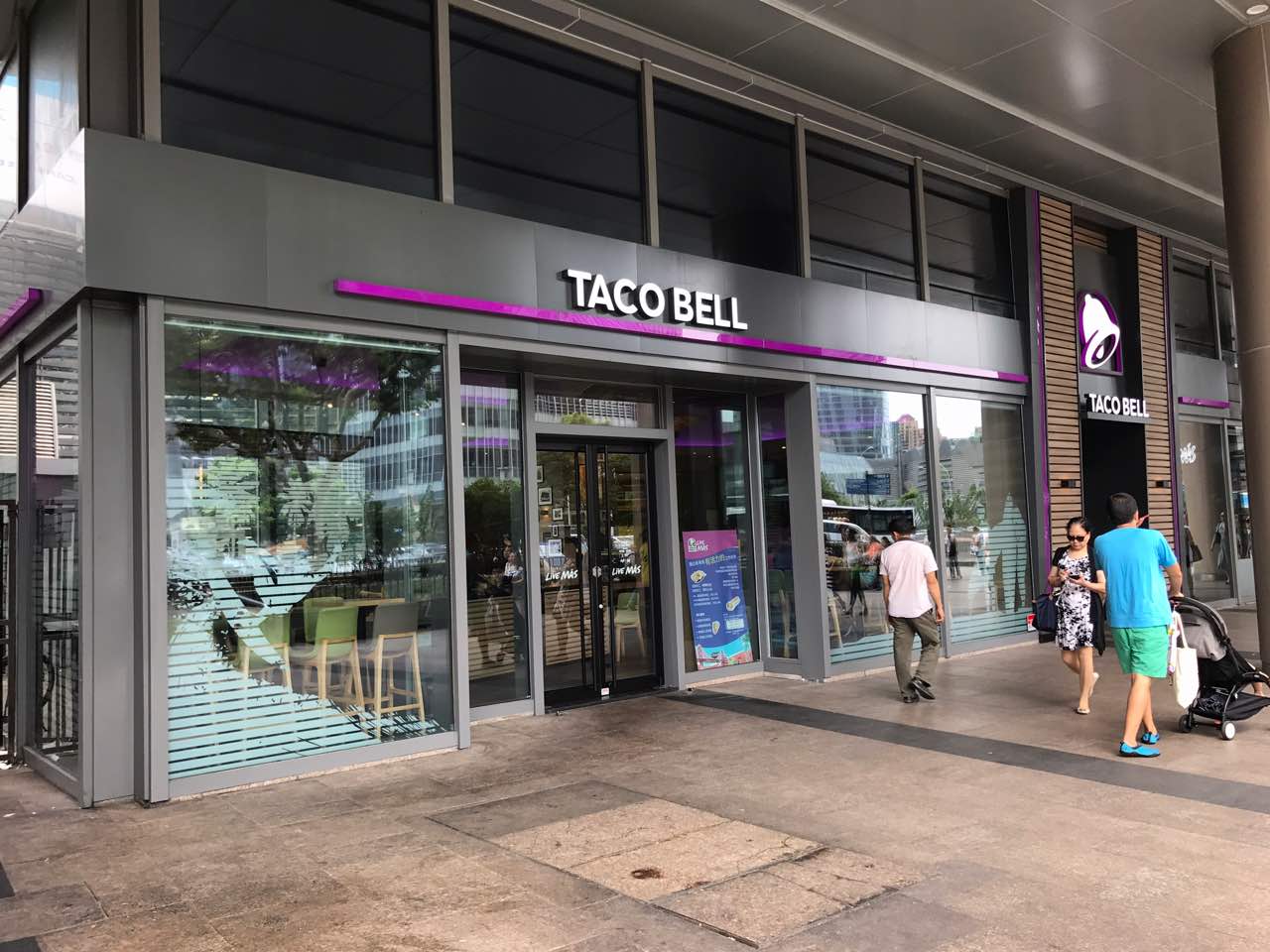 在美国就很爱吃taco bell,在国内找到的第一家,量很大,味道很不错