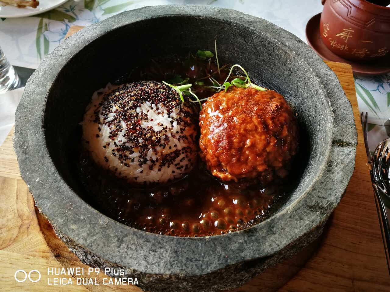 套餐吃撑,主食石锅狮子头拌饭很香