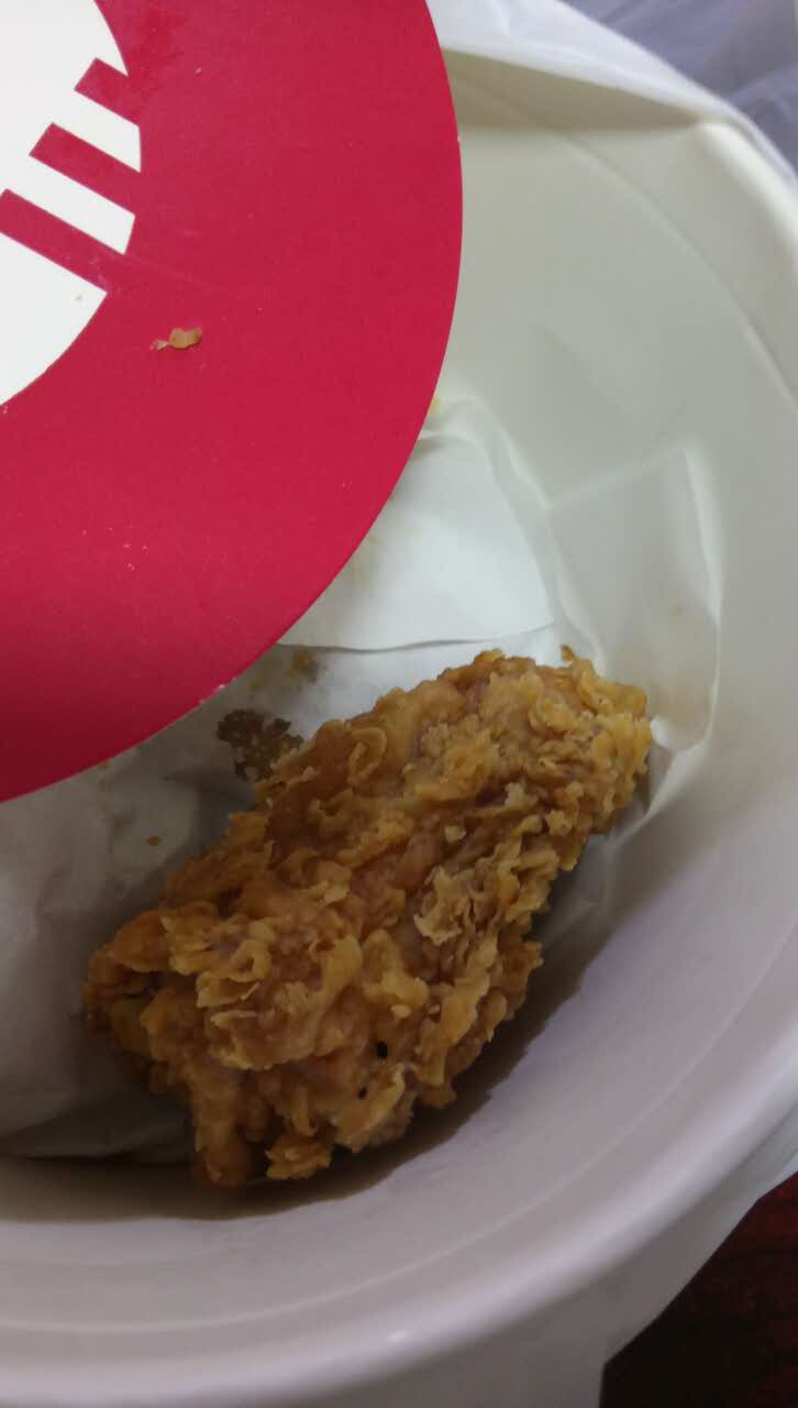 2022肯德基(沪东店)美食餐厅,晚上九点,骑车锻炼身体,路.