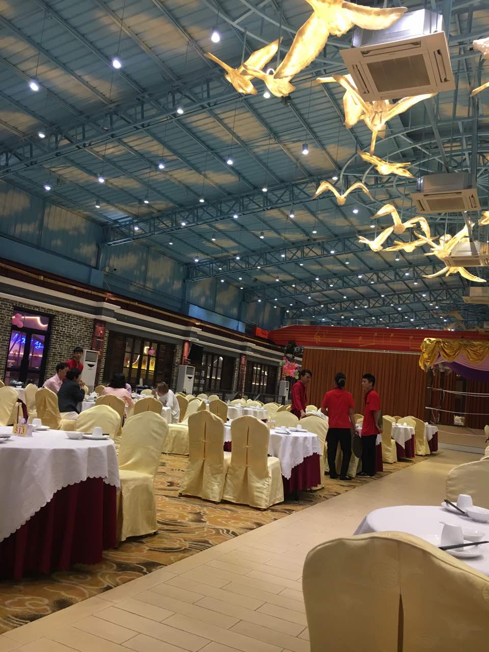 2022鹅城美食餐厅,餐厅交通便利,菜色出品味道. 【去哪儿攻略】