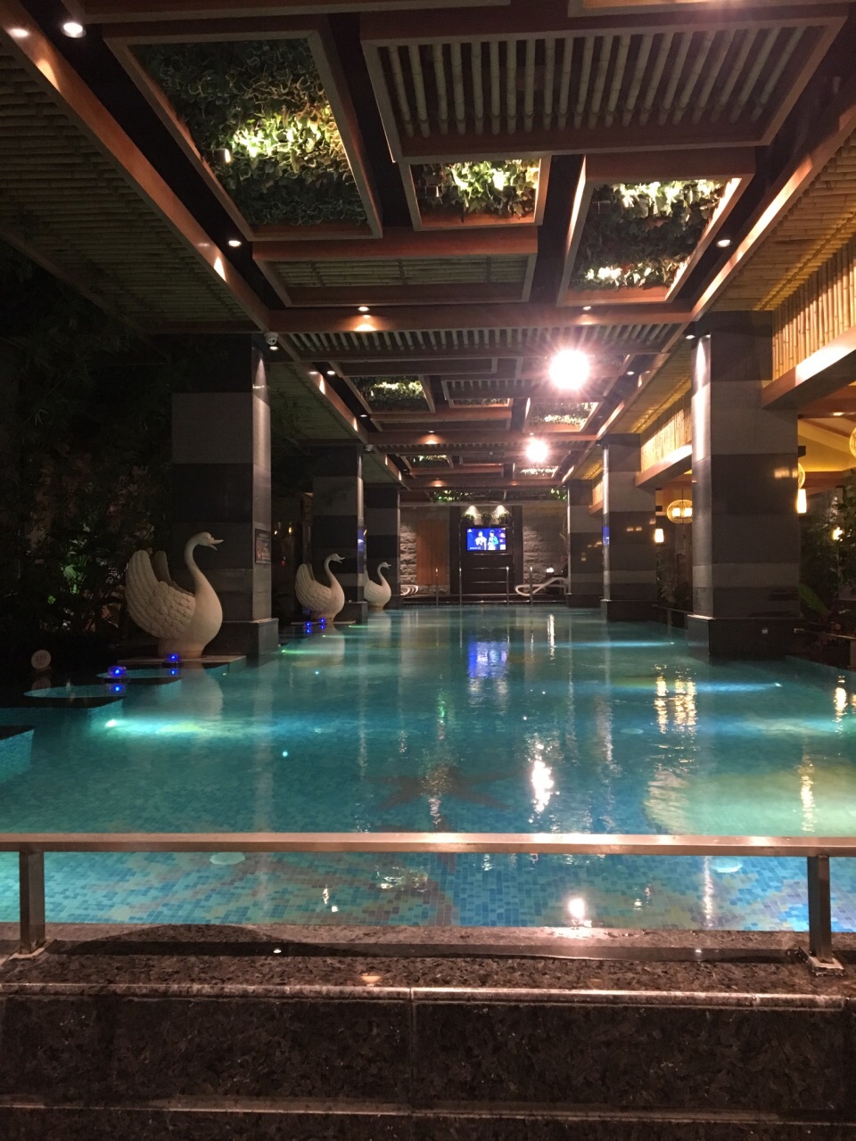 丽水湖温泉休闲会馆