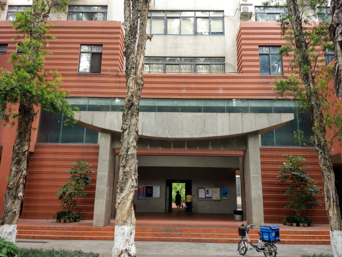 广州美术学院番禺校区图片
