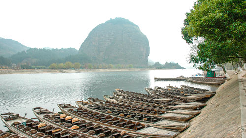 活动景点 : 仙水岩芦溪河竹筏漂流  ,  十不得  ,  崖墓 乘【泸溪河