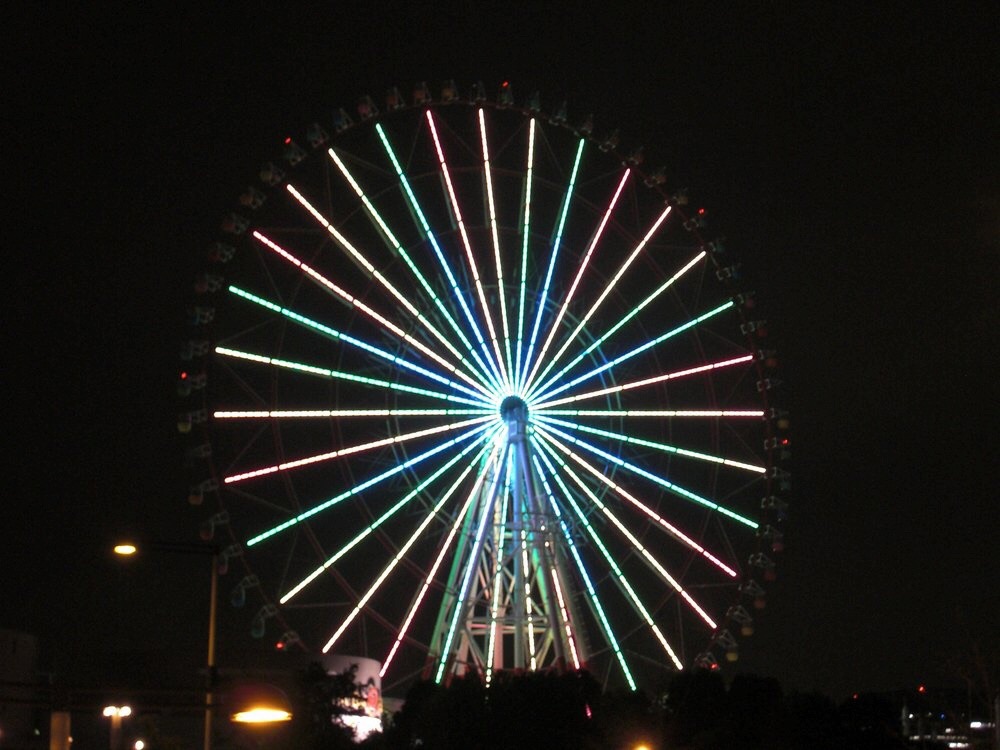 调色板城大摩天轮