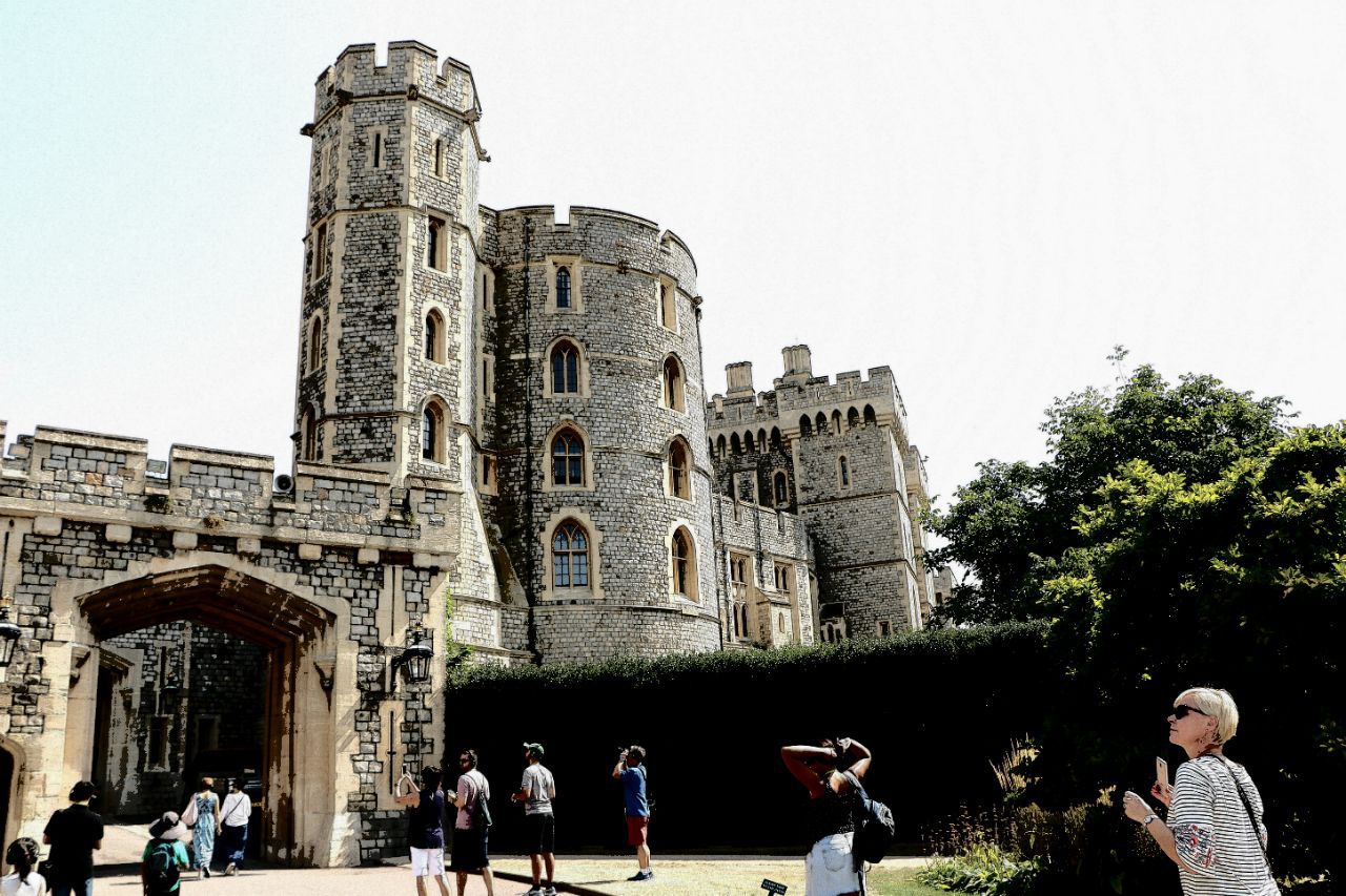英国英式城堡的建筑风格有哪特点？ - 知乎