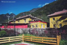 5-Day Hongyuan Tour: The First Bend of The Yellow River, Dagu Glacier's majesty