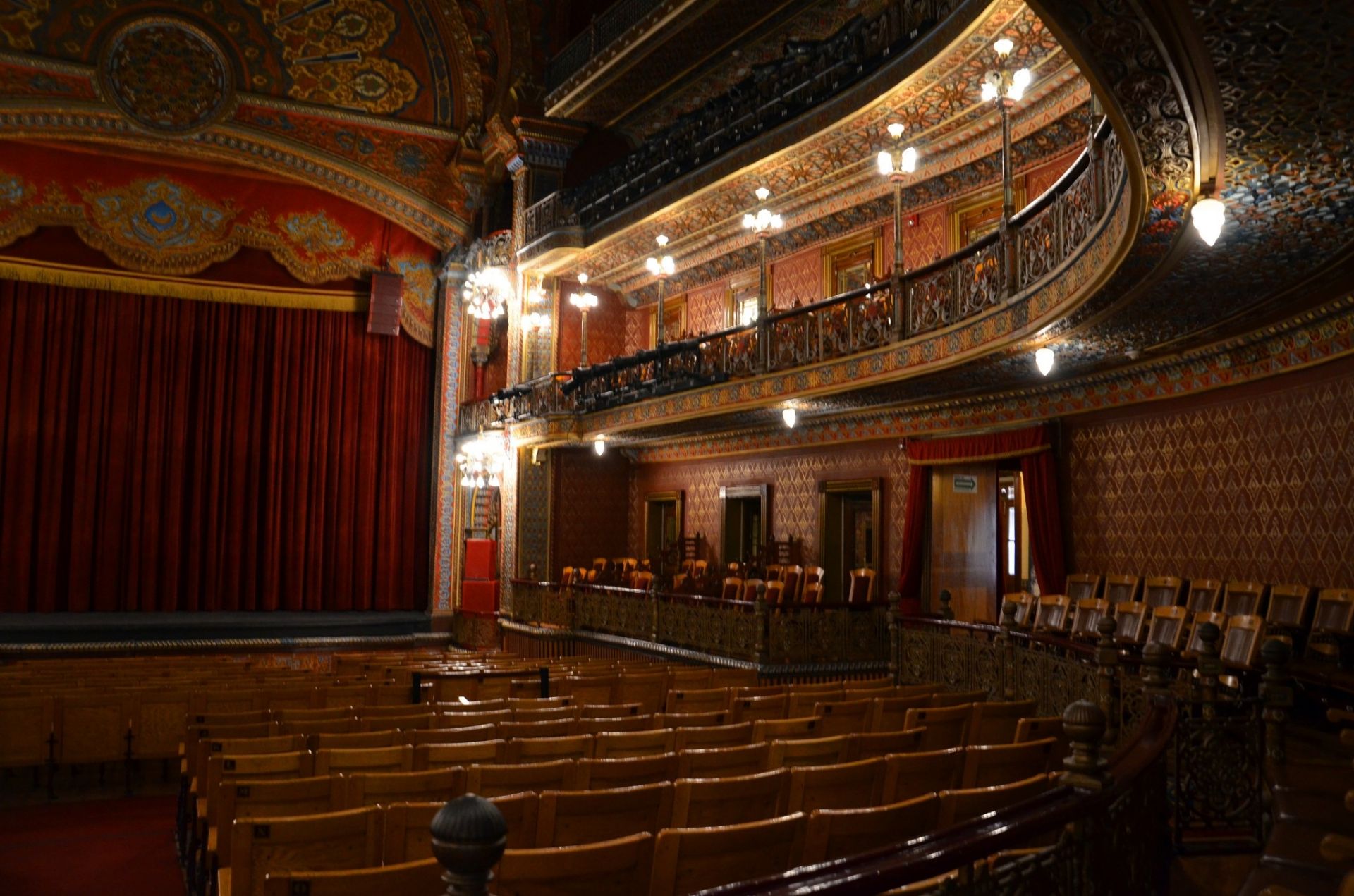 2021胡亚雷斯剧院玩乐攻略,这里经常上演一些大型的歌剧.