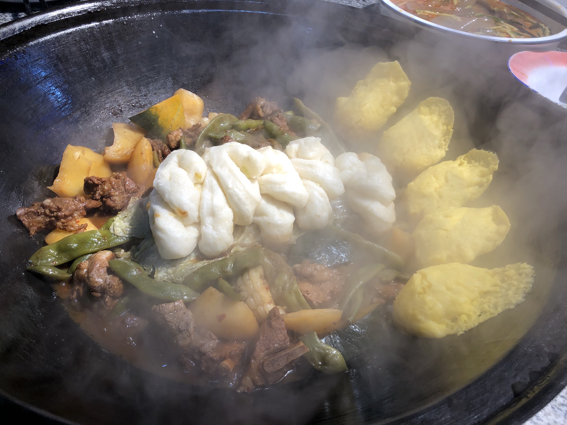 山里屯铁锅炖