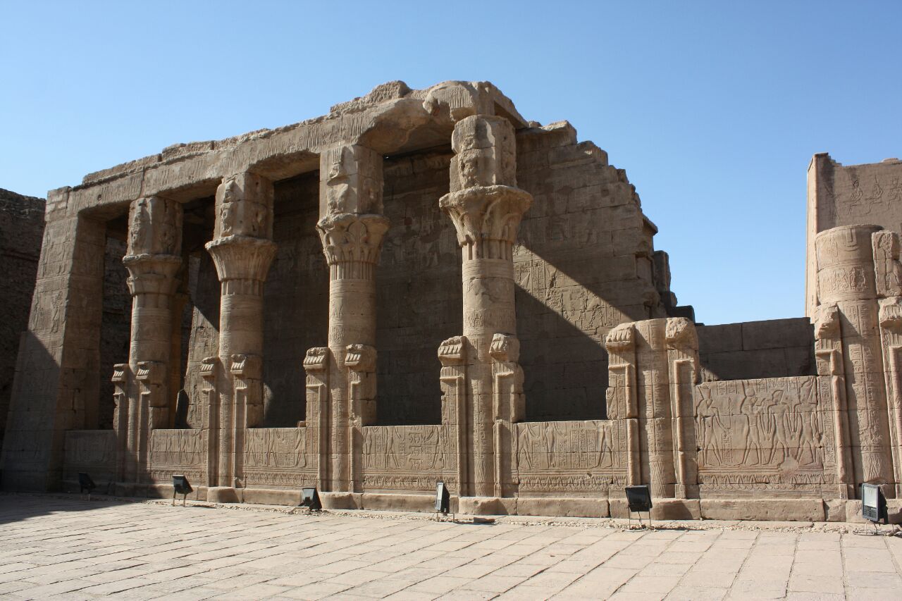 荷鲁斯神庙