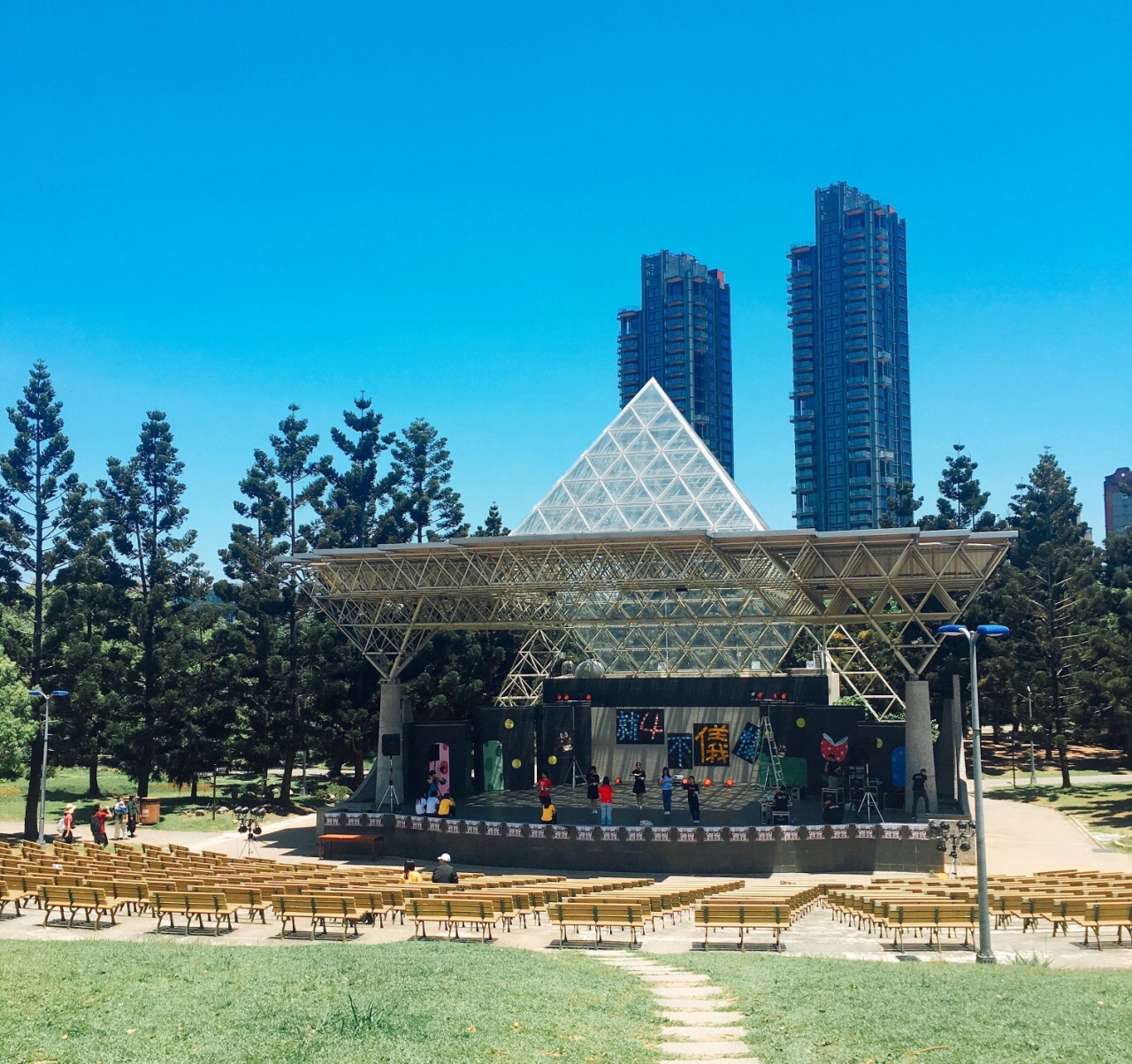 【携程攻略】台北大安森林公园景点,那天呆够了之后很久没来当曾和你