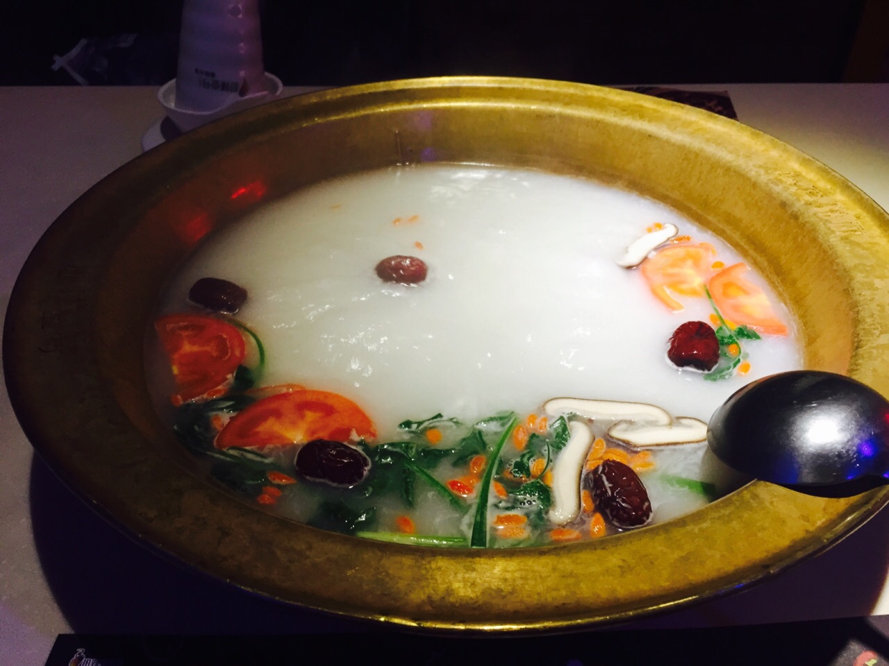 热辣一号麻辣火锅