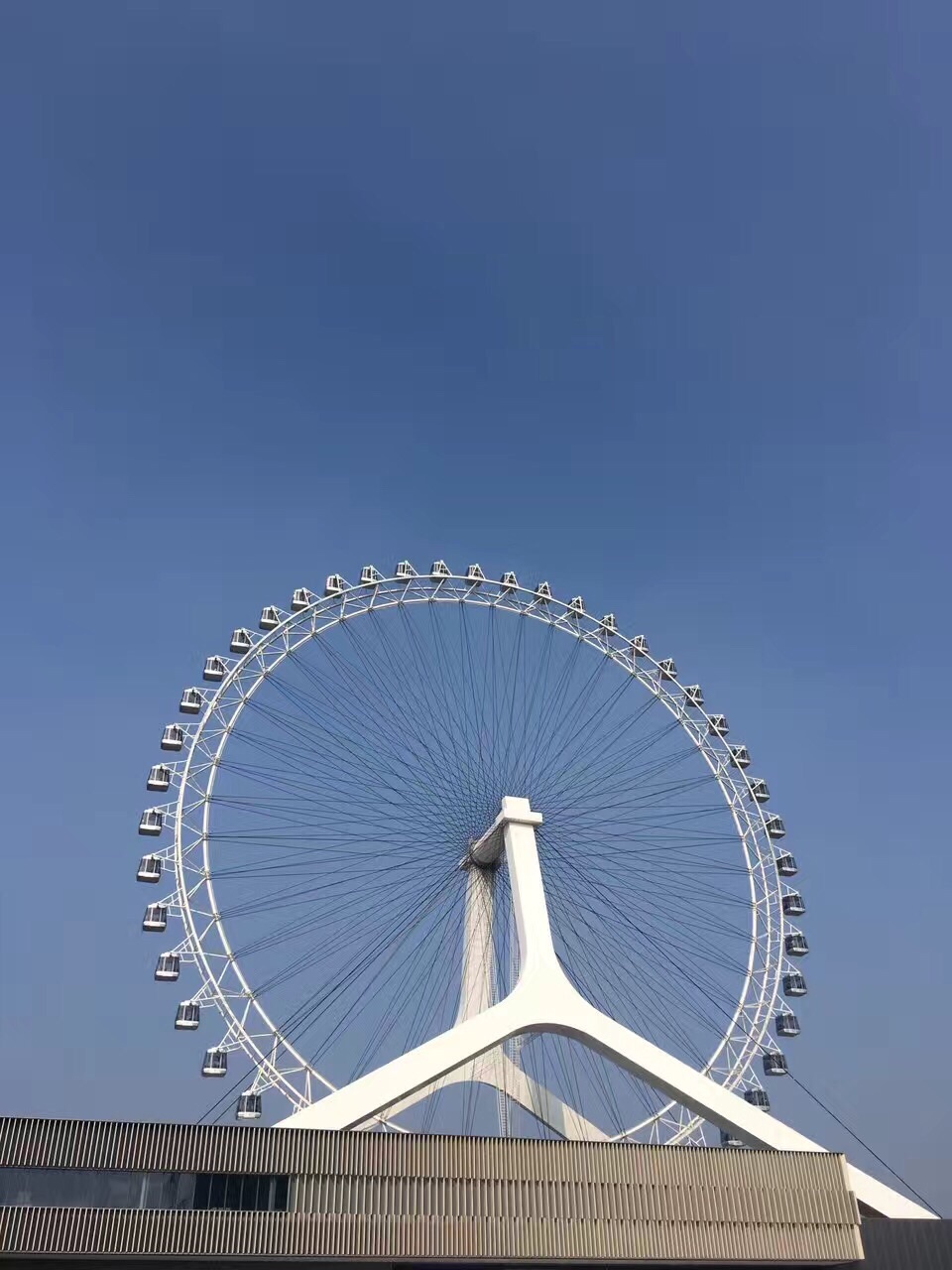 美林湖摩天轮