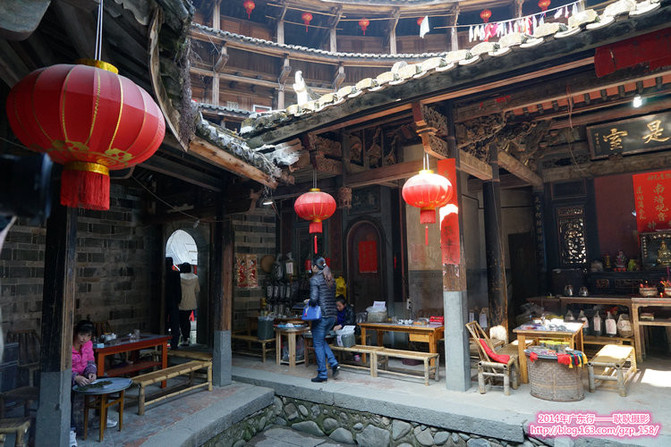 【 怀远楼 · 最精美的双环土楼 】——走进客家_福建篇